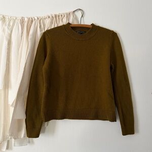 Banana Republic Fireside Sweater in Green Mangrove
